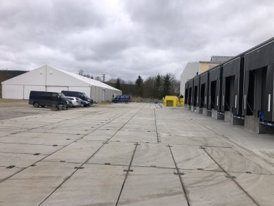 Zpevněná plocha ze silničních panelů 1100 m2 - Šťáhlavy