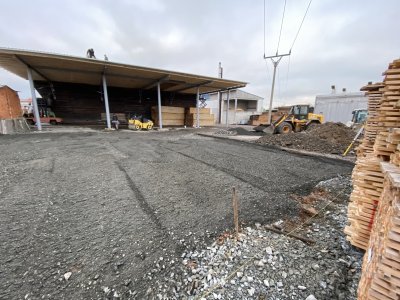 Zpevněné plochy - Luby