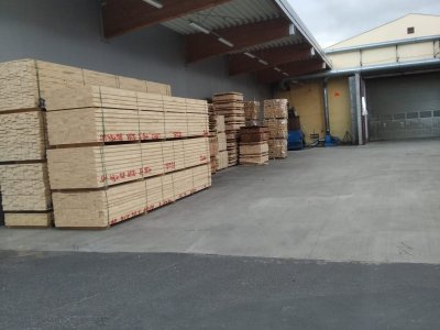Nová betonová manipulační plocha 600 m2 - Cheb